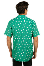 Load image into Gallery viewer, Men&#39;s Crushin&#39; Clovers St. Patrick&#39;s Day Button Down Shirt